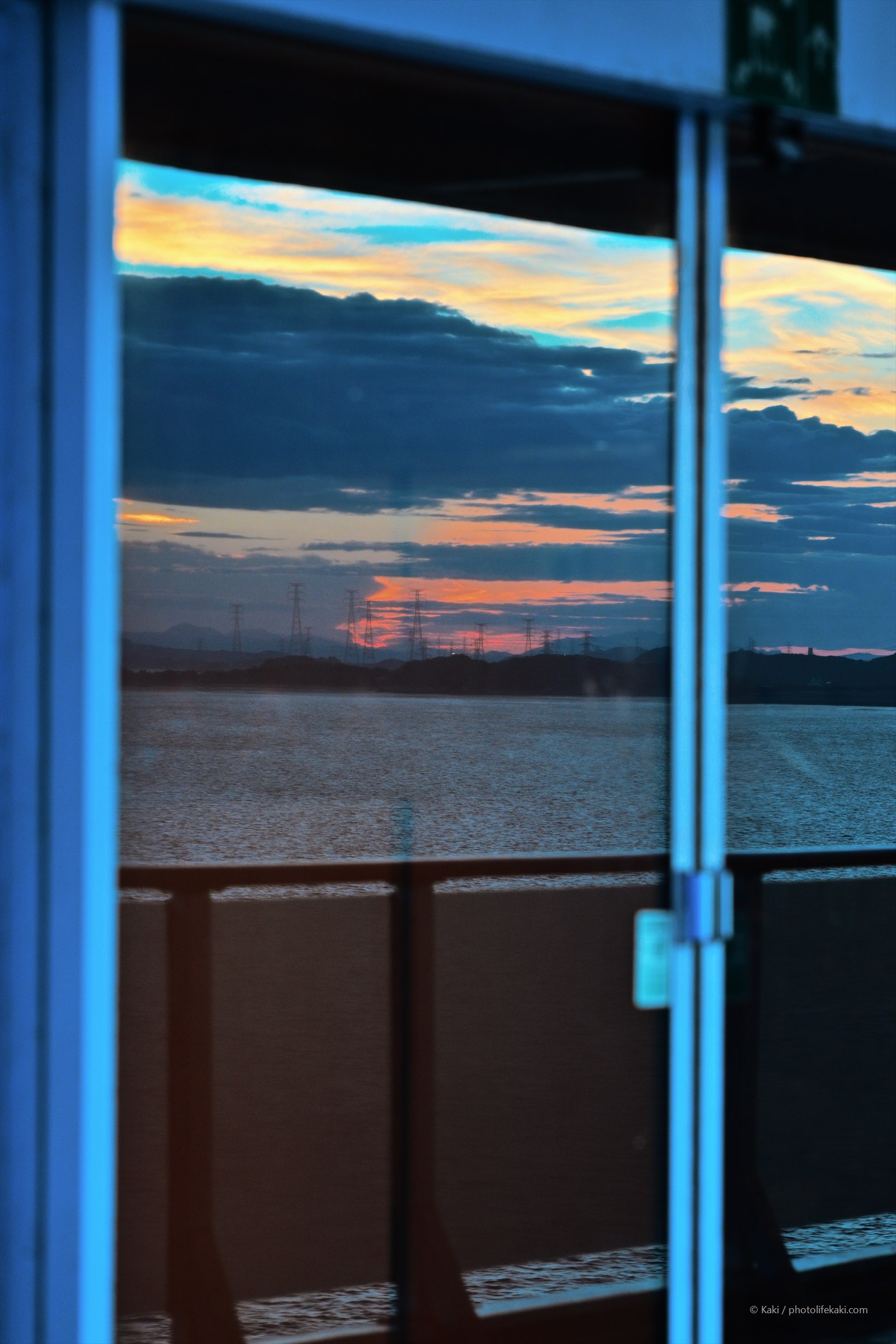 The Bohai Beyond the Window — 008