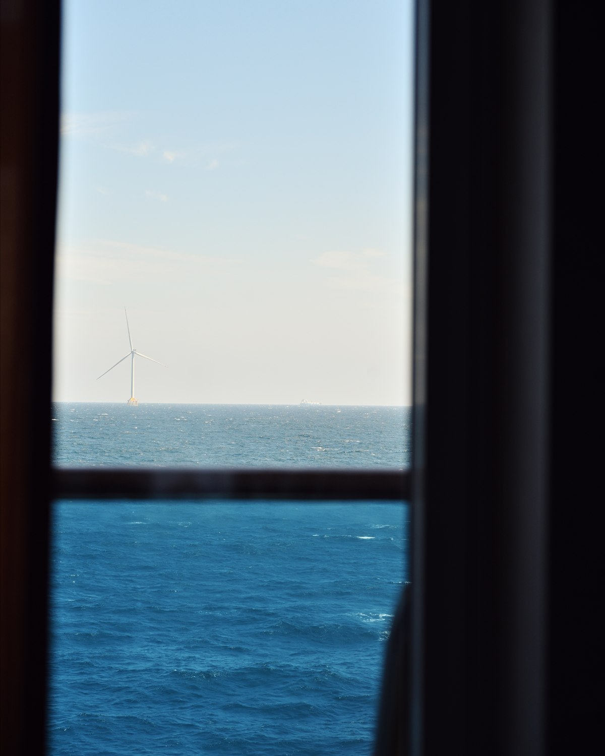 The Bohai Beyond the Window